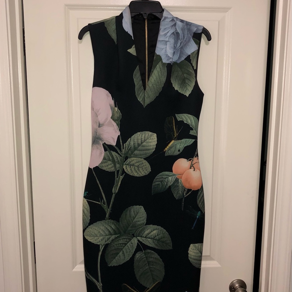Ted Baker black garden print vneck body con dress